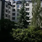 Oomph 3-bedroom Flat 华沙