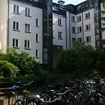 公寓 Oomph 3-bedroom Flat *