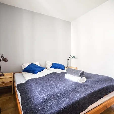 Oomph 3-bedroom Flat Varsavia