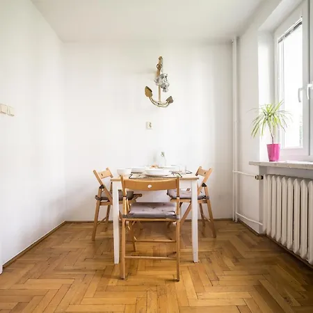 Apartment Oomph 3-bedroom Flat *