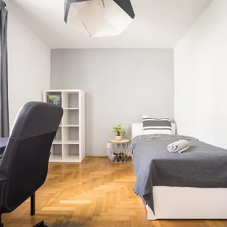 Oomph 3-bedroom Flat Appartamento