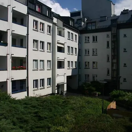 Oomph 3-bedroom Flat * Varsavia