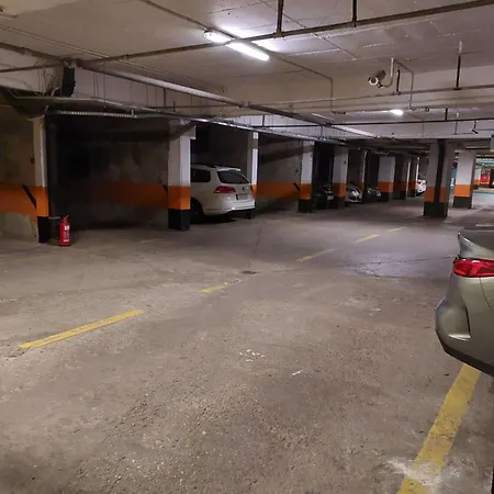 Oomph 3-bedroom Flat * Varsavia