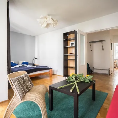 Apartament Oomph 3-bedroom Flat *