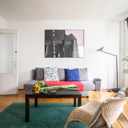 Oomph 3-bedroom Flat * Warschau