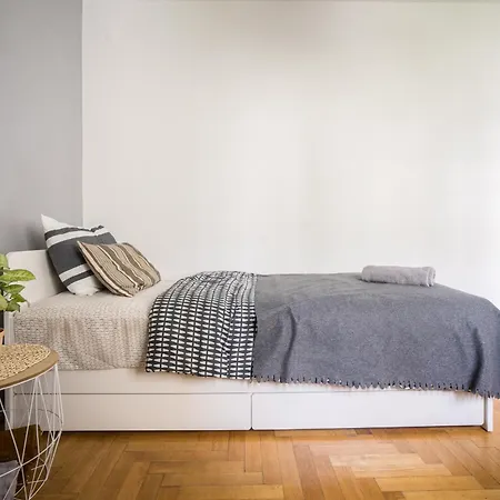 Oomph 3-bedroom Flat شقة
